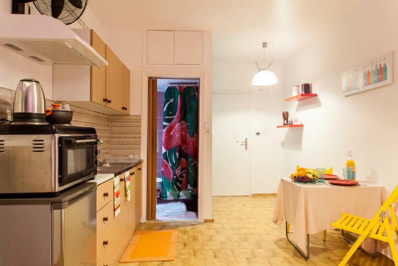 Studio For Couples Near Downtown Ираклион Экстерьер фото